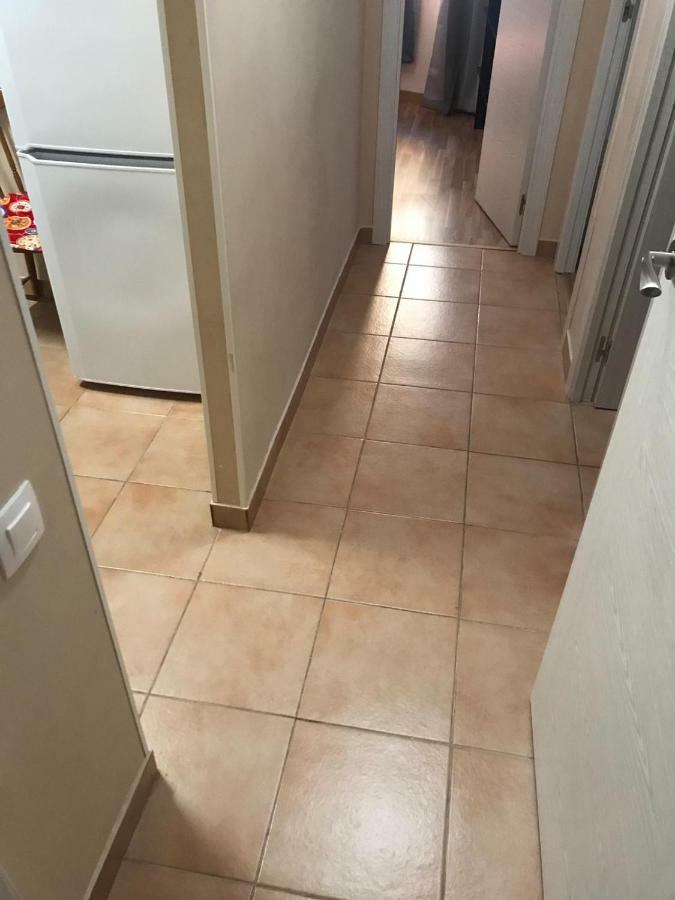 Apartamentos Con Patio Alicante Bagian luar foto